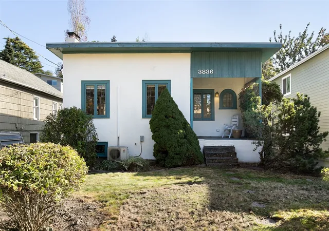Single family home for sale at 3836 Courtland Pl S, Seattle, WA 98118 | MLS# NWM2591722