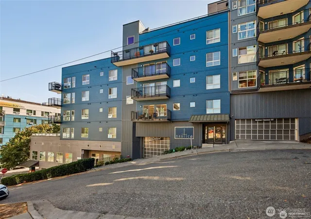 Townhouse for sale at 1425 Dexter Ave N #611, Seattle, WA 98109 | MLS# NWM2591724
