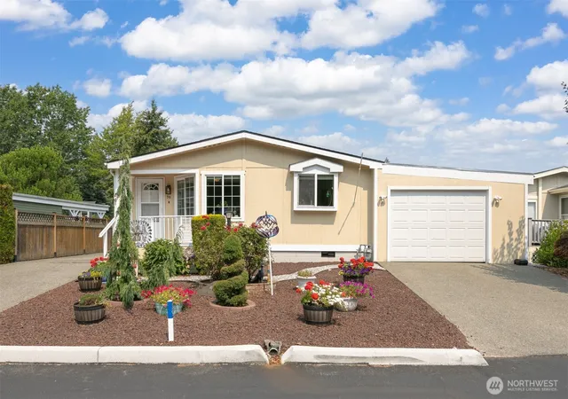 Manufactured home for sale at 3802 James St #39, Bellingham, WA 98226 | MLS# NWM2591749