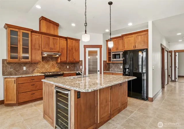Photo 3 of Condo for sale at 1051 N Baker Ave #B203, East Wenatchee, WA 98802 | MLS# NWM2591753 | Listing updated on 2026-10-08
