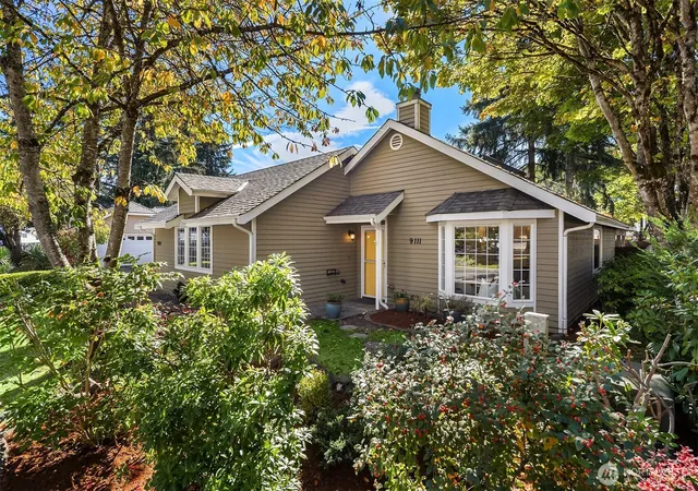 Photo 2 of Single family home for sale at 9111 183rd Court NE, Redmond, WA 98052 | MLS# NWM2591757 | Listing updated on 2026-10-10