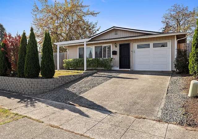 Photo 2 of Single family home for sale at 3824 E G St, Tacoma, WA 98404 | MLS# NWM2591772 | Listing updated on 2026-10-19