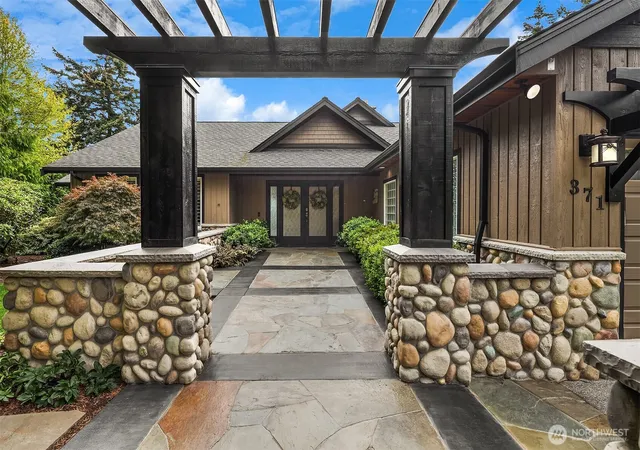 Photo 1 of Single family home for sale at 371 Vine St, Camano Island, WA 98282 | MLS# NWM2591784 | Listing updated on 2026-10-08