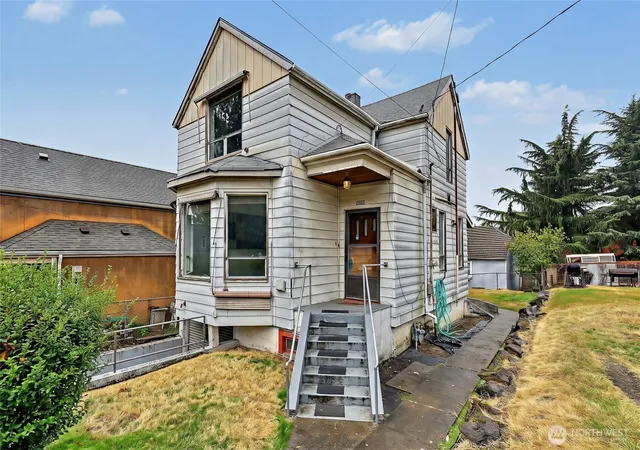 Single family home for sale at 2208 E Terrace St, Seattle, WA 98122 | MLS# NWM2591786