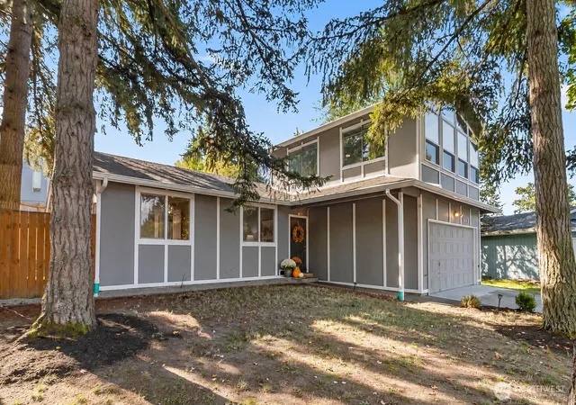 Photo 1 of Single family home for sale at 15723 NE 109th Street, Redmond, WA 98052 | MLS# NWM2591789 | Listing updated on 2026-10-08
