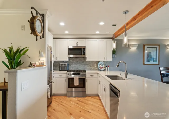 Photo 4 of Condo for sale at 1300 Peace Portal #101, Blaine, WA 98230 | MLS# NWM2591795 | Listing updated on 2026-10-09