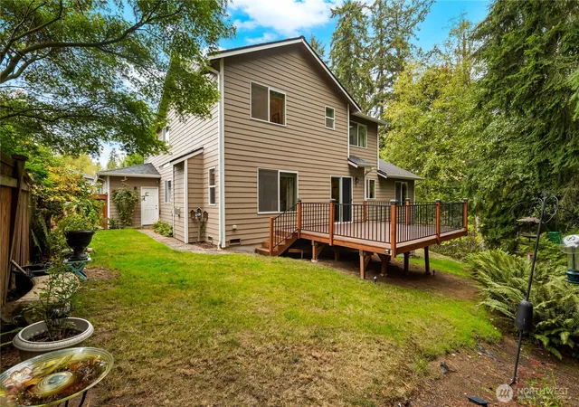 Photo 3 of Single family home for sale at 4824 118th Place Se, Everett, WA 98208 | MLS# NWM2591800 | Listing updated on 2026-10-10