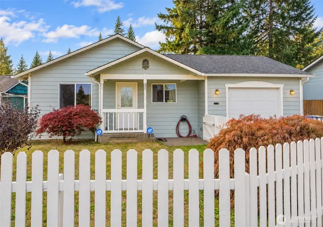 Photo 1 of Single family home for sale at 127 E Wilson St, Shelton, WA 98584 | MLS# NWM2591805 | Listing updated on 2026-10-09