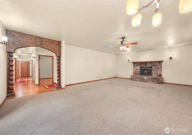 Photo 4 of Multi family home for sale at 918 Citadel Dr, Everson, WA 98247 | MLS# NWM2591814 | Listing updated on 2026-10-19