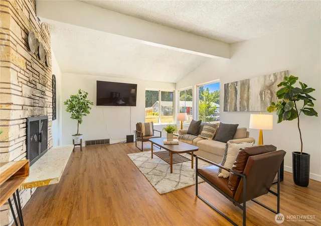 Photo 3 of Single family home for sale at 17114 130th Avenue SE, Renton, WA 98058 | MLS# NWM2591826 | Listing updated on 2026-10-23