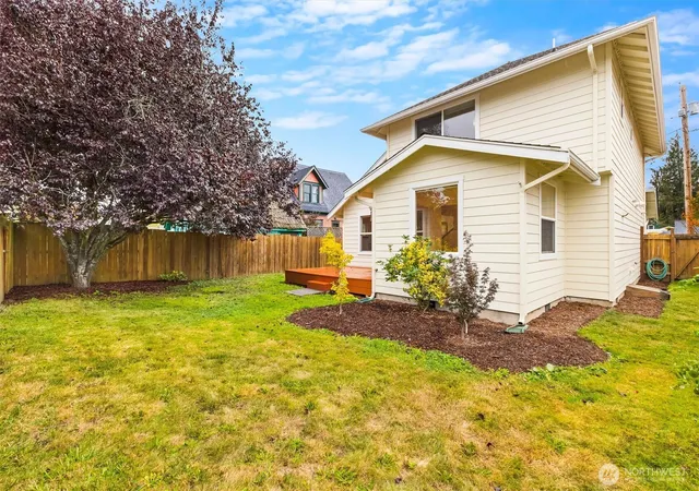 Photo 1 of Single family home for sale at 2115 I St, Bellingham, WA 98225 | MLS# NWM2591827 | Listing updated on 2026-10-10