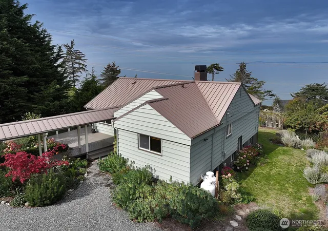 Photo 1 of Single family home for sale at 1443 Martha Way, Oak Harbor, WA 98277 | MLS# NWM2591832 | Listing updated on 2026-10-08