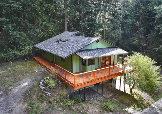 Photo 2 of Single family home for sale at 2959 Foxfire Ln, Langley, WA 98260 | MLS# NWM2591833 | Listing updated on 2026-10-09