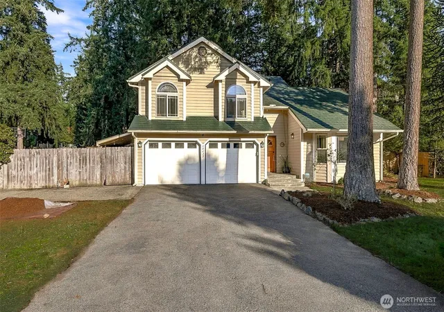 Single family home for sale at 14429 70th Avenue Ct E, Puyallup, WA 98375 | MLS# NWM2591835