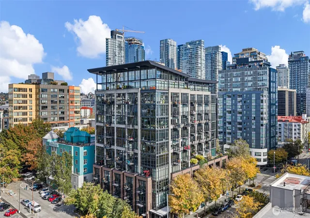 Photo 1 of Condo for sale at 2720 3rd Avenue #605, Seattle, WA 98121 | MLS# NWM2591842 | Listing updated on 2026-10-08