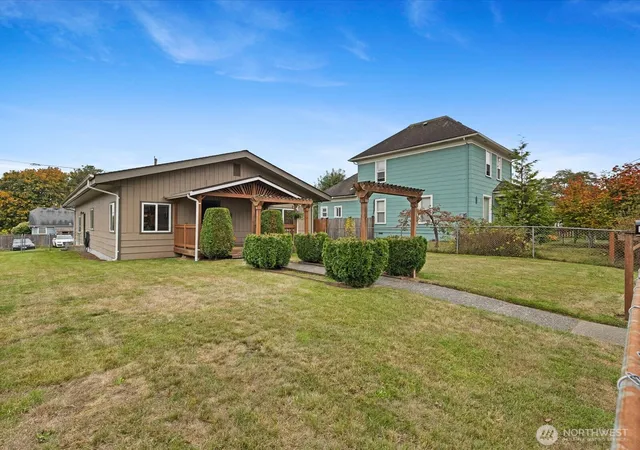 Photo 1 of Single family home for sale at 2301 Fulton St, Everett, WA 98201 | MLS# NWM2591844 | Listing updated on 2026-10-09