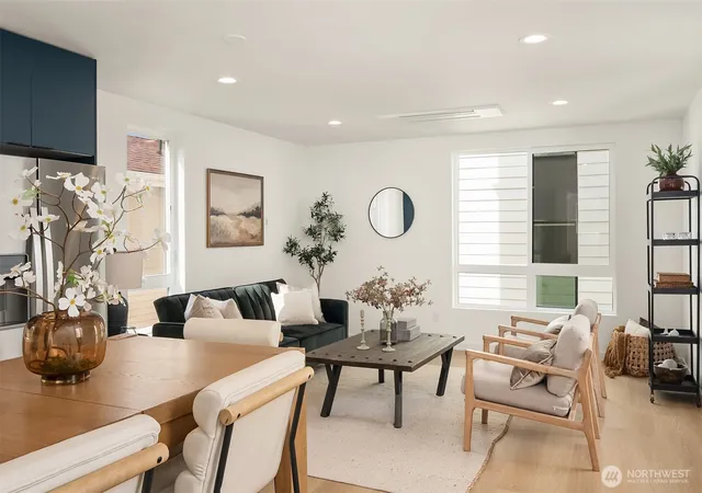 Photo 3 of Townhouse for sale at 920 16th Avenue #B, Seattle, WA 98122 | MLS# NWM2591847 | Listing updated on 2026-10-29