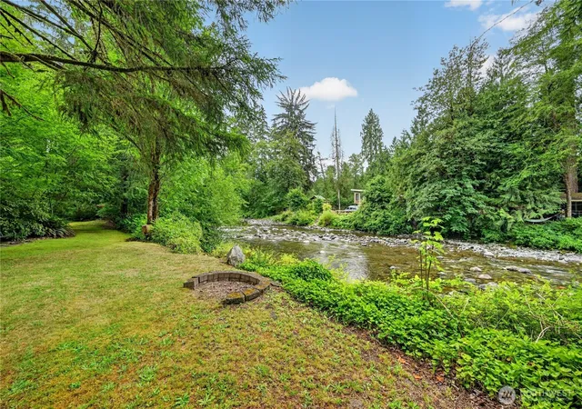 Photo 3 of Single family home for sale at 22502 N River Dr, Granite Falls, WA 98252 | MLS# NWM2591853 | Listing updated on 2026-10-09