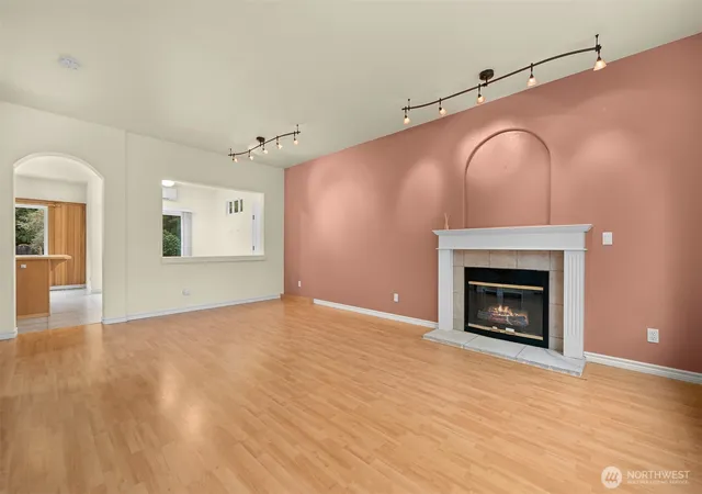 Photo 3 of Single family home for sale at 910 31st Place, Bellingham, WA 98225 | MLS# NWM2591857 | Listing updated on 2026-10-14