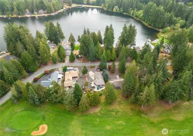 Photo 2 of Single family home for sale at 631 E Saint Andrews Dr, Shelton, WA 98584 | MLS# NWM2591860 | Listing updated on 2026-10-09