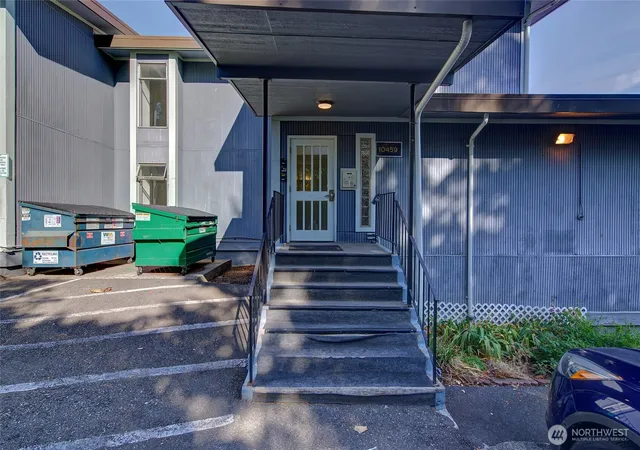 Photo 2 of Condo for sale at 10459 Des Moines Memorial Dr S #305, Seattle, WA 98168 | MLS# NWM2591869 | Listing updated on 2026-10-09