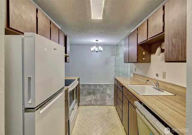 Photo 3 of Condo for sale at 10459 Des Moines Memorial Dr S #305, Seattle, WA 98168 | MLS# NWM2591869 | Listing updated on 2026-10-09