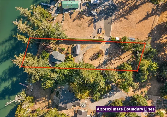 Photo 3 of Single family home for sale at 9023 Michael Ln Nw, Gig Harbor, WA 98332 | MLS# NWM2591872 | Listing updated on 2026-10-08