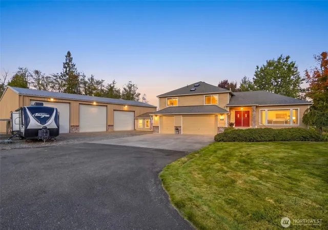 Single family home for sale at 11731 108th Street NE, Lake Stevens, WA 98258 | MLS# NWM2591889