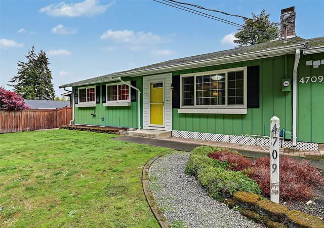 Photo 1 of Single family home for sale at 4709 80th Street E, Tacoma, WA 98443 | MLS# NWM2591895 | Listing updated on 2026-10-28