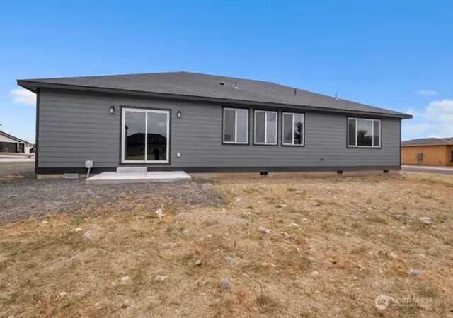 Photo 3 of Single family home for sale at 6428 Rd 205 NE, Moses Lake, WA 98837 | MLS# NWM2591912 | Listing updated on 2026-10-08