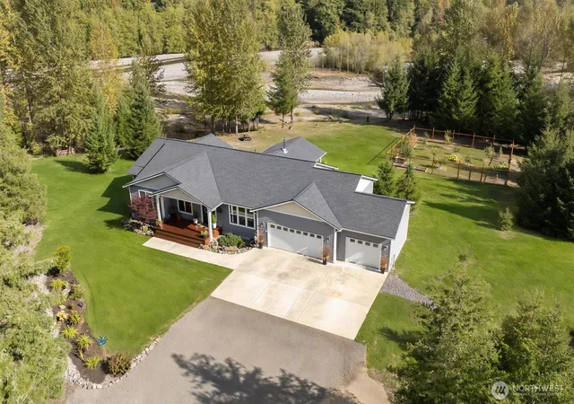 Single family home for sale at 533 Cornell Rd, Toutle, WA 98649 | MLS# NWM2591914