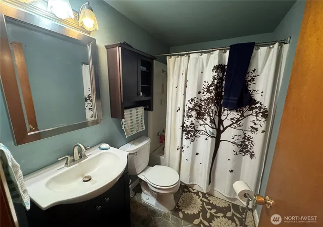 Photo 3 of Single family home for sale at 602 NE 83rd Street, Vancouver, WA 98665 | MLS# NWM2591921 | Listing updated on 2026-10-08