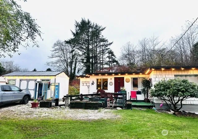 Photo 2 of Single family home for sale at 2595 State Route 109, Ocean Shores, WA 98569 | MLS# NWM2591936 | Listing updated on 2026-10-08