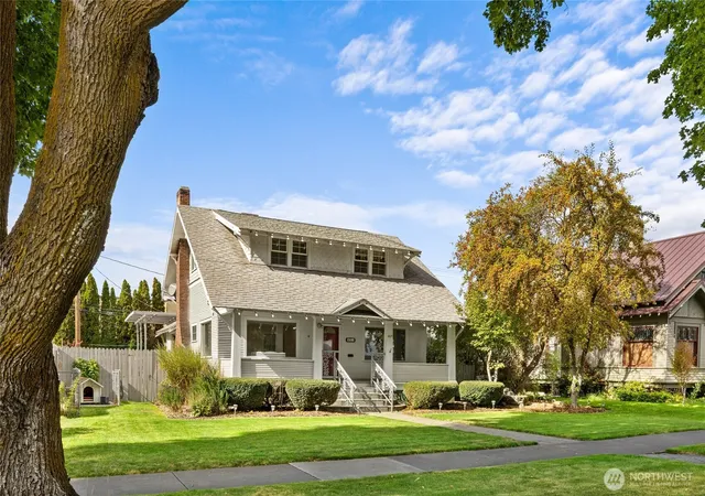 Photo 1 of Single family home for sale at 405 N Anderson St, Ellensburg, WA 98926 | MLS# NWM2591945 | Listing updated on 2026-10-08