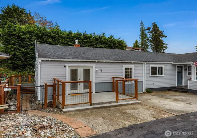 Photo 3 of Condo for sale at 7910 Birch Bay Dr #14, Blaine, WA 98230 | MLS# NWM2591951 | Listing updated on 2026-10-09