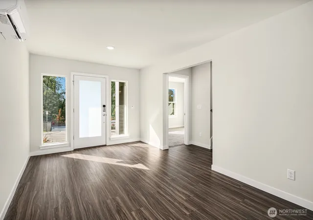 Photo 3 of Single family home for sale at 4273 Aberdeen Way Ne, Renton, WA 98056 | MLS# NWM2591957 | Listing updated on 2026-10-21