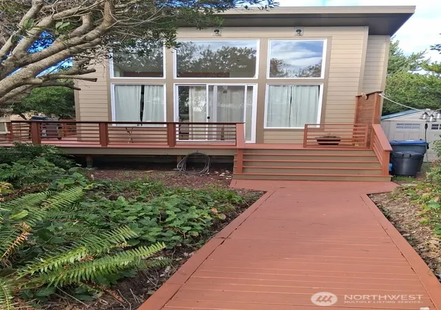 Photo 1 of Townhouse for sale at 472 Moose Ct Sw St #C, Ocean Shores, WA 98569 | MLS# NWM2591959 | Listing updated on 2026-10-08