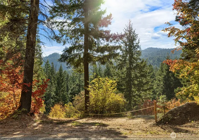 Photo 2 of Single family home for sale at 1270 S Cle Elum Ridge Rd, Cle Elum, WA 98922 | MLS# NWM2591985 | Listing updated on 2026-10-09