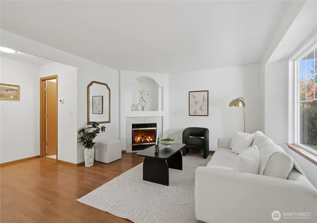 Photo 4 of Single family home for sale at 19315 8th Avenue W, Lynnwood, WA 98036 | MLS# NWM2591987 | Listing updated on 2026-10-09