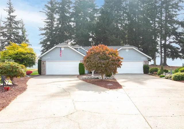 Photo 2 of Condo for sale at 6842 Raspberry Dr #B, Everson, WA 98247 | MLS# NWM2591990 | Listing updated on 2026-10-08