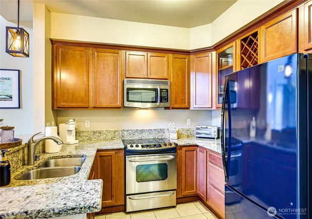 Photo 3 of Condo for sale at 2424 S 41st Street #552B, Tacoma, WA 98409 | MLS# NWM2592042 | Listing updated on 2026-10-09