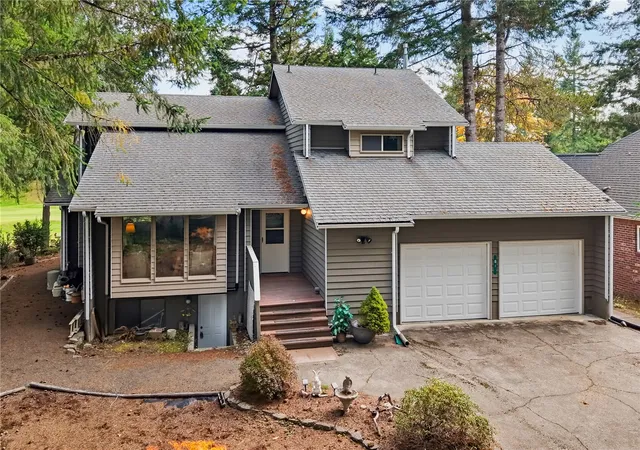 Photo 3 of Single family home for sale at 81 E Michelle Dr, Union, WA 98592 | MLS# NWM2592044 | Listing updated on 2026-10-26