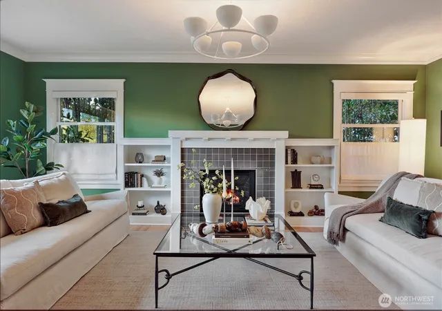 Photo 3 of Sale Pending at 5507 12th Avenue NE, Seattle, WA 98105 | MLS# NWM2592072 | Listing updated on 2026-10-10