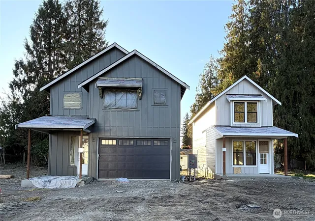 Photo 3 of Single family home for sale at 736 Prospector Pl #1, Sedro Woolley, WA 98284 | MLS# NWM2592079 | Listing updated on 2026-10-08