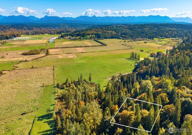 Photo 2 of Land for sale at 8801 W Snoqualmie Valley Rd Ne, Carnation, WA 98014 | MLS# NWM2592080 | Listing updated on 2026-10-15