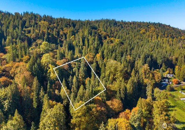 Photo 3 of Land for sale at 8801 W Snoqualmie Valley Rd NE, Carnation, WA 98014 | MLS# NWM2592080 | Listing updated on 2026-10-15