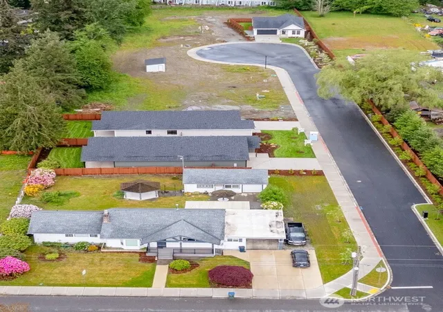 Photo 4 of Single family home for sale at 740 Prospector Pl #2, Sedro Woolley, WA 98284 | MLS# NWM2592090 | Listing updated on 2026-10-08