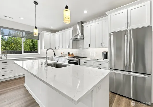 Photo 3 of Single family home for sale at 28 Roup Rd, Montesano, WA 98563 | MLS# NWM2592095 | Listing updated on 2026-10-21