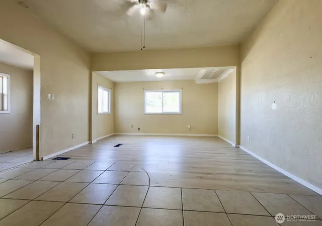 Photo 3 of Single family home for sale at 1199 Dell Ave, Walla Walla, WA 99362 | MLS# NWM2592097 | Listing updated on 2026-10-08