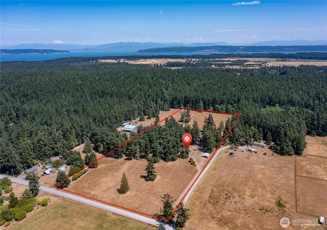 Photo 2 of Single family home for sale at 347 Jacobs Rd, Coupeville, WA 98239 | MLS# NWM2592099 | Listing updated on 2026-10-08